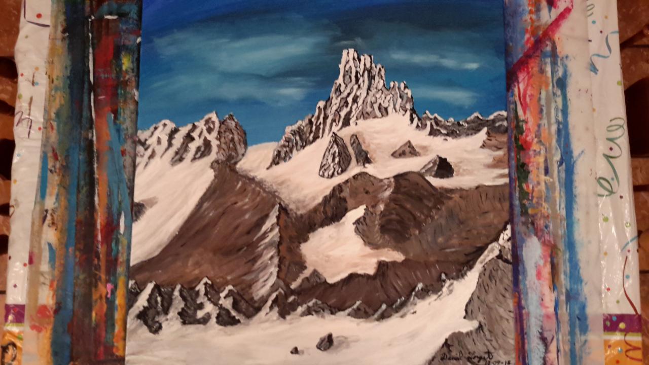 Visage caché dans la montagne  $155.00